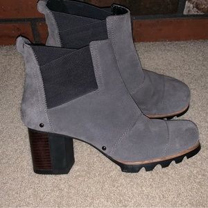 Sorel Addington size 8.5